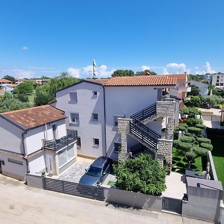 Apartment Denis Medulin Kültér fotó